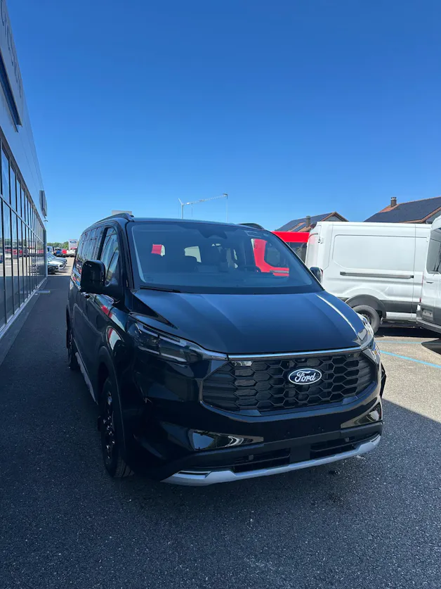Ford Tourneo Custom 320 L1 2.0 EcoBl Active/170CV/Aut.4x4