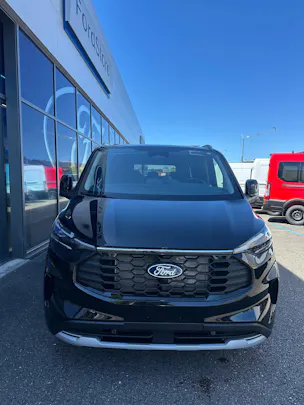 Ford Tourneo Custom 320 L1 2.0 EcoBl Active/170CV/Aut.4x4