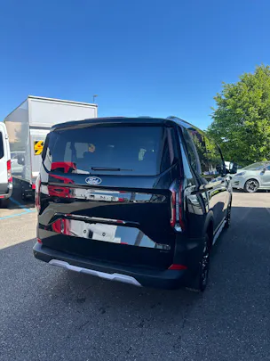 Ford Tourneo Custom 320 L1 2.0 EcoBl Active/170CV/Aut.4x4