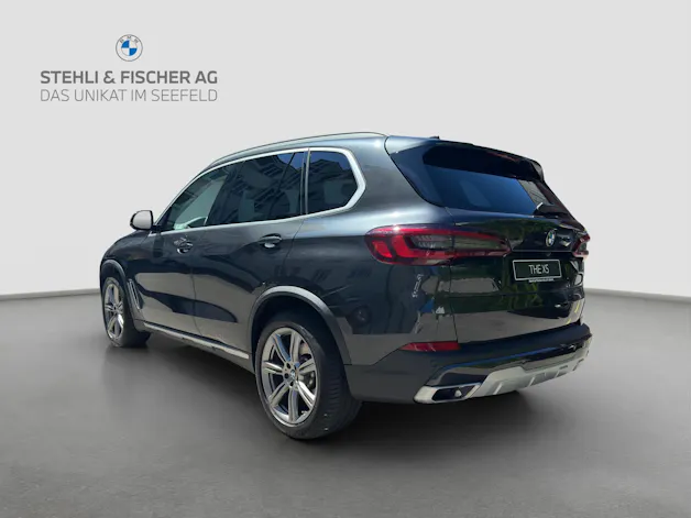 BMW X5 xDrive 48V 40d xLine Steptronic