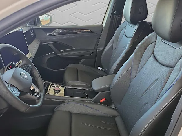 VW VW Tiguan R-Line