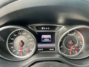 MERCEDES-BENZ GLA 45 AMG Yellow Night Edition 4Matic 7G-DCT