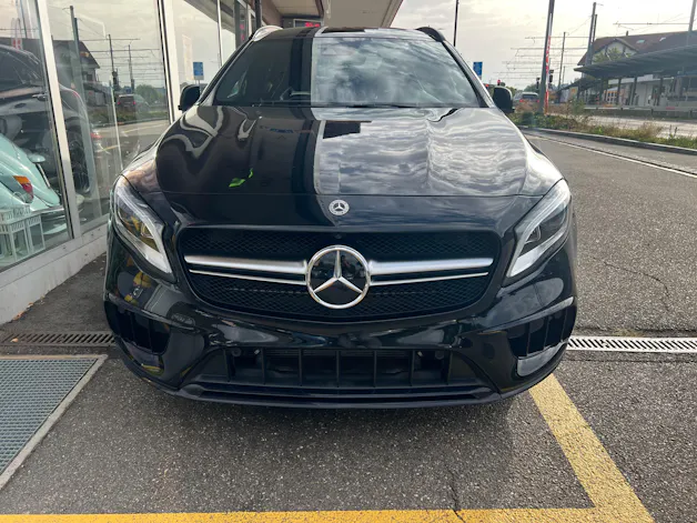 MERCEDES-BENZ GLA 45 AMG Yellow Night Edition 4Matic 7G-DCT
