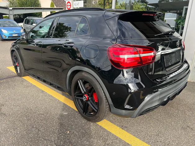 MERCEDES-BENZ GLA 45 AMG Yellow Night Edition 4Matic 7G-DCT