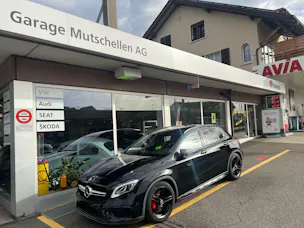 MERCEDES-BENZ GLA 45 AMG Yellow Night Edition 4Matic 7G-DCT