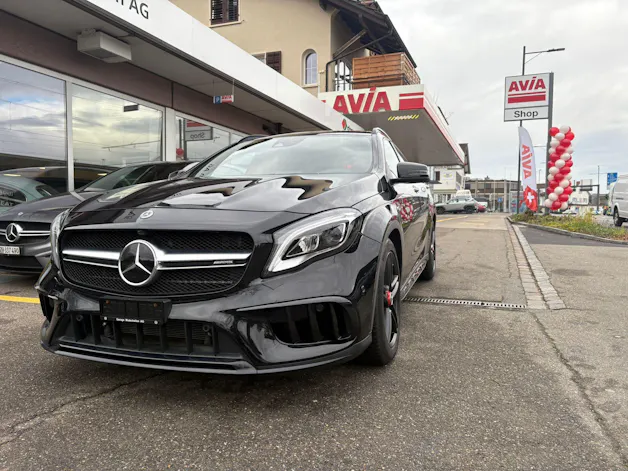 Mercedes-Benz GLA 45 AMG Yellow Night Edition 4Matic 7G-DCT