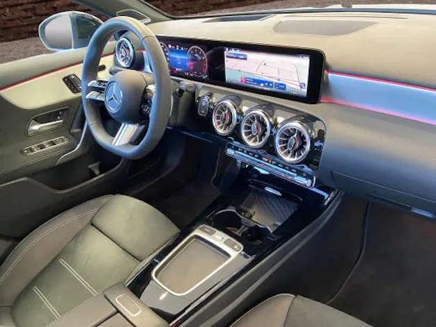 Mercedes-Benz A 250 4Matic 8G-DCT