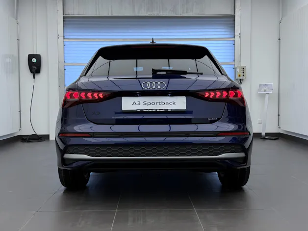 Audi A3 Sportback TFSI 110 kW Attraction S tronic