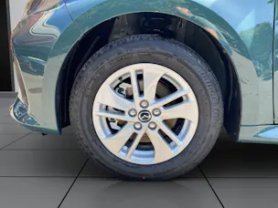 Mazda 2 Hybrid Prime-line