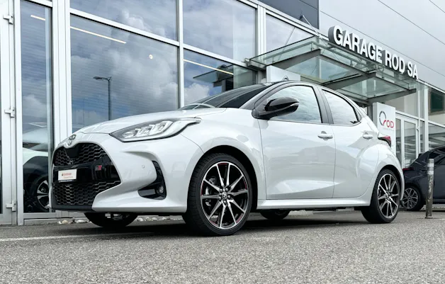Toyota Yaris 1.5 GR Sport e-CVT