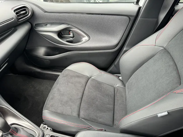 Toyota Yaris 1.5 GR Sport e-CVT
