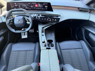 Peugeot 5008 145 Hybrid e-DCS6 GT