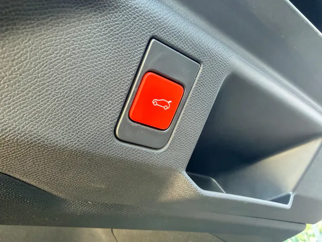 Peugeot 5008 145 Hybrid e-DCS6 GT