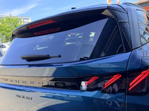 Peugeot 5008 145 Hybrid e-DCS6 GT