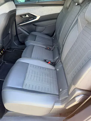 Peugeot 5008 145 Hybrid e-DCS6 GT
