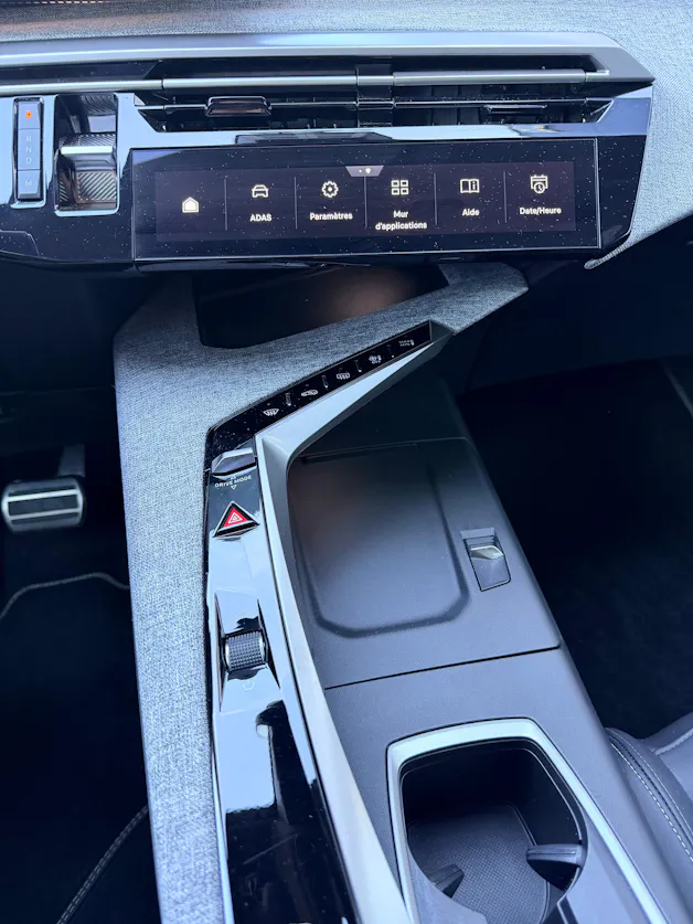 Peugeot 5008 145 Hybrid e-DCS6 GT