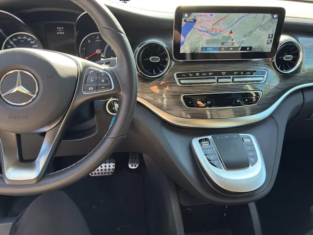 Mercedes-Benz V 300 d lang Avantgarde 4Matic 9G-Tronic