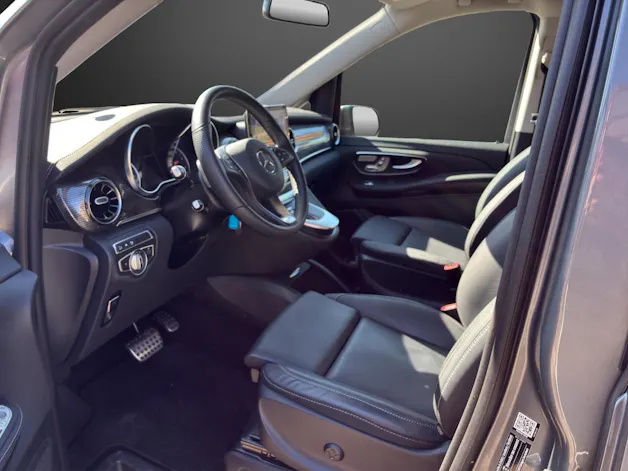 Mercedes-Benz V 300 d lang Avantgarde 4Matic 9G-Tronic