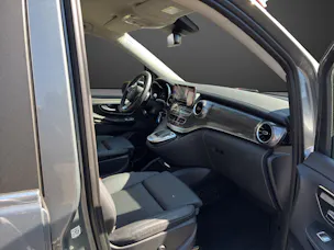 Mercedes-Benz V 300 d lang Avantgarde 4Matic 9G-Tronic
