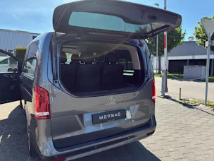 Mercedes-Benz V 300 d lang Avantgarde 4Matic 9G-Tronic