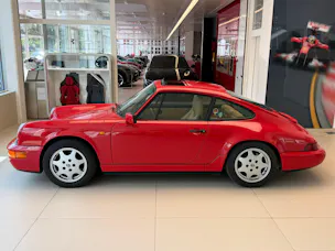 Porsche 911 Carrera 4