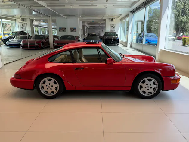 Porsche 911 Carrera 4