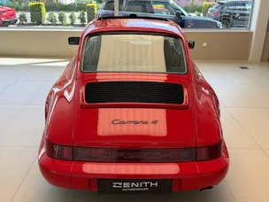 Porsche 911 Carrera 4