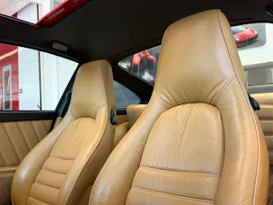 Porsche 911 Carrera 4