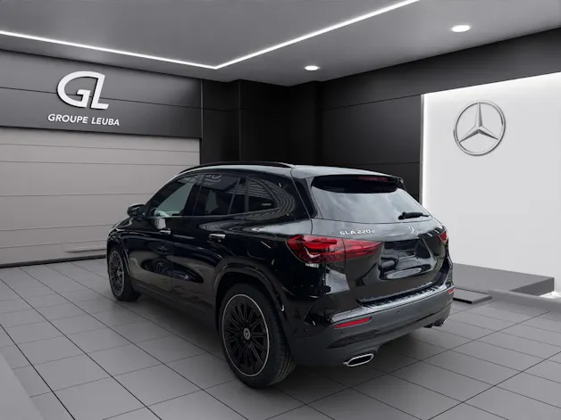 Mercedes-Benz GLA 220d 4Matic 8G-DCTSwiss Star