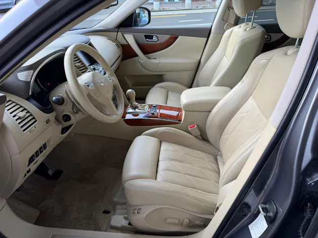 Infiniti QX70 3.7 S Premium AWD Automatic