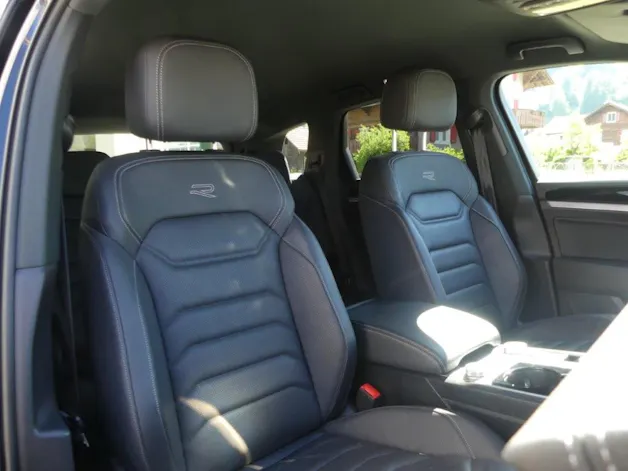 VW Touareg 3.0 TSI R-Line Tiptronic
