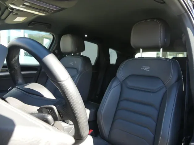 VW Touareg 3.0 TSI R-Line Tiptronic