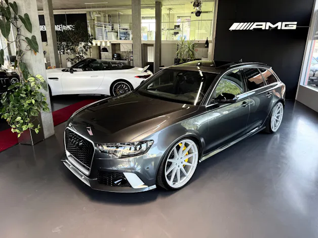 Audi RS6 Avant 4.0 TFSI V8 quattro Tiptronic