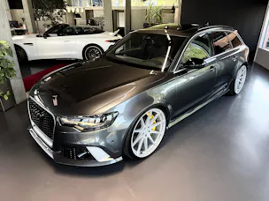 Audi RS6 Avant 4.0 TFSI V8 quattro Tiptronic