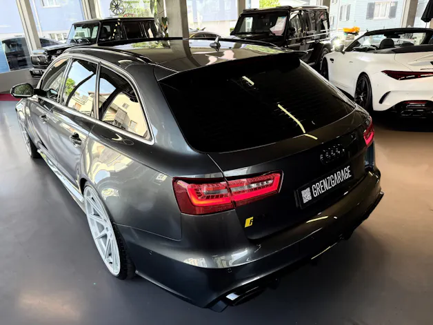 Audi RS6 Avant 4.0 TFSI V8 quattro Tiptronic