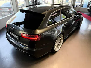 Audi RS6 Avant 4.0 TFSI V8 quattro Tiptronic
