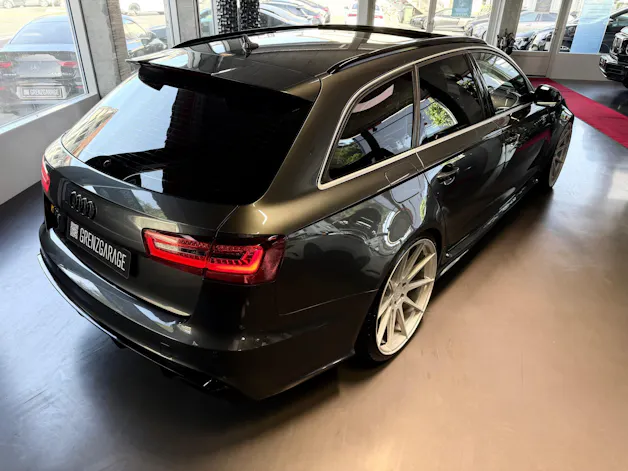 Audi RS6 Avant 4.0 TFSI V8 quattro Tiptronic