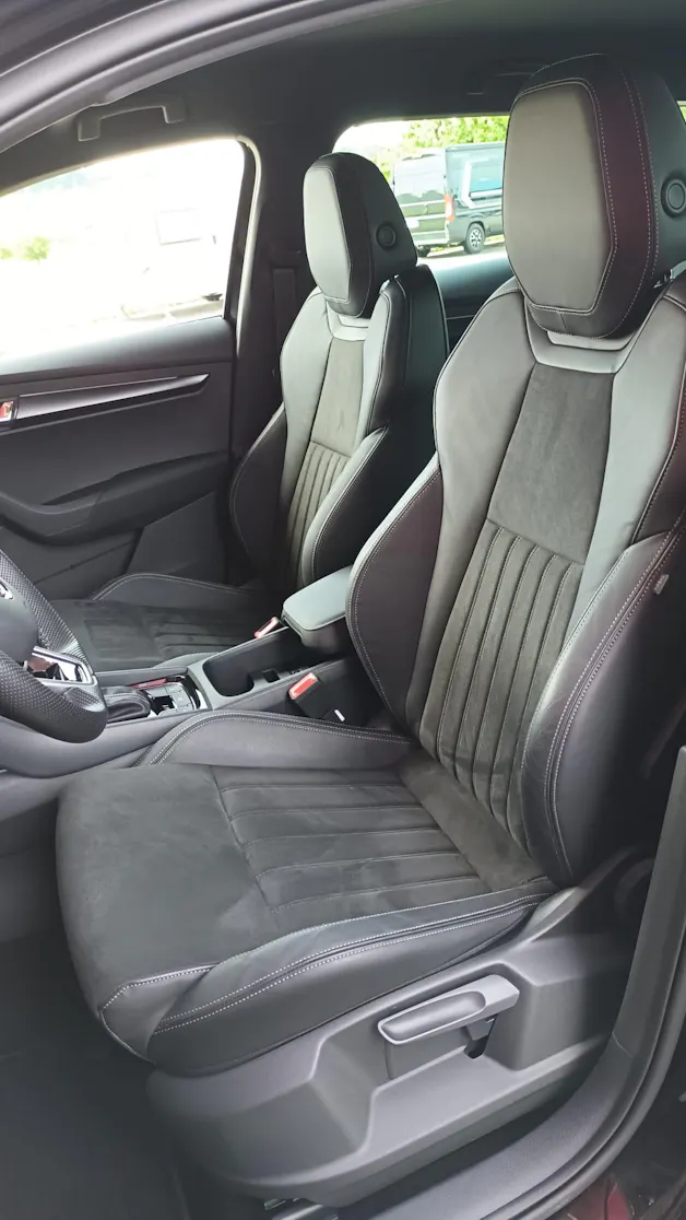 Škoda Karoq 2.0 TSI SportLine 4x4 DSG
