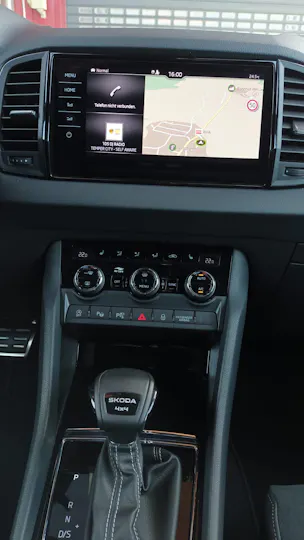 Škoda Karoq 2.0 TSI SportLine 4x4 DSG