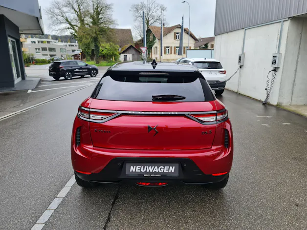 DS Automobiles 3 Crossback E-Tense Ligne Noire