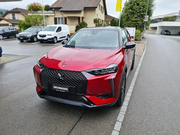 DS Automobiles 3 Crossback E-Tense Ligne Noire