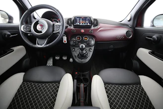 https://vehicle.imgix.net/4323616/c0239dec-ec75-4973-9f44-203fe4023bec.jpg