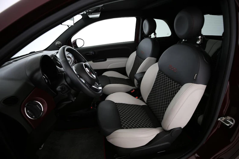 image du véhicule FIAT 500