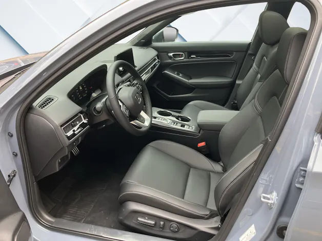 Honda Civic 2.0 i-MMD Advance, Leasing Aktion 1.9 %, Bis zu 8 Jahre oder 160'000 km Garantie