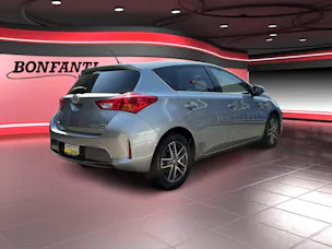 Toyota Auris 1.8 HSD Trend