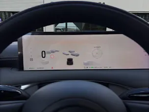 MG IM6 100 kWh Performance 4WD 751 ch