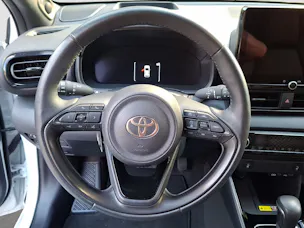 Toyota Yaris 1.5 VVT-i HSD Premiere Edition