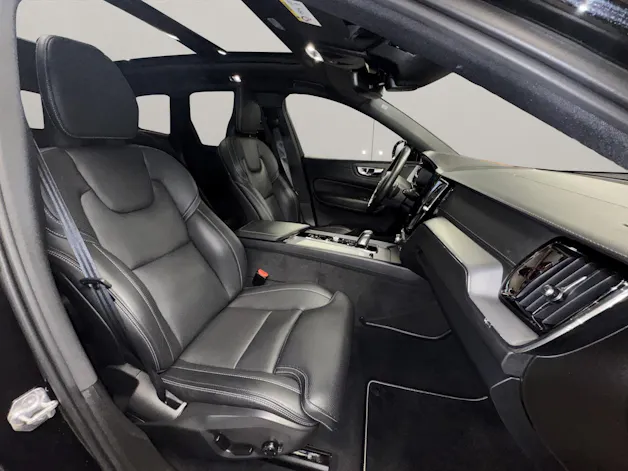 Volvo XC60 2.0 T8 TE R-Design eAWD