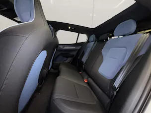 Volvo EX30 CC E60 Twin Performance AWD