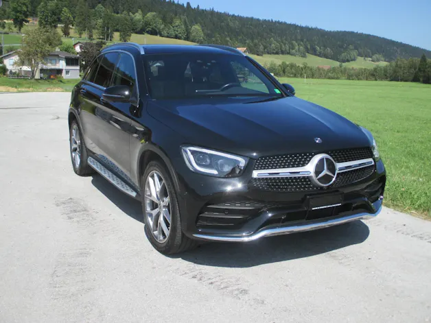 Mercedes-Benz GLC 300 d AMG Line 4m